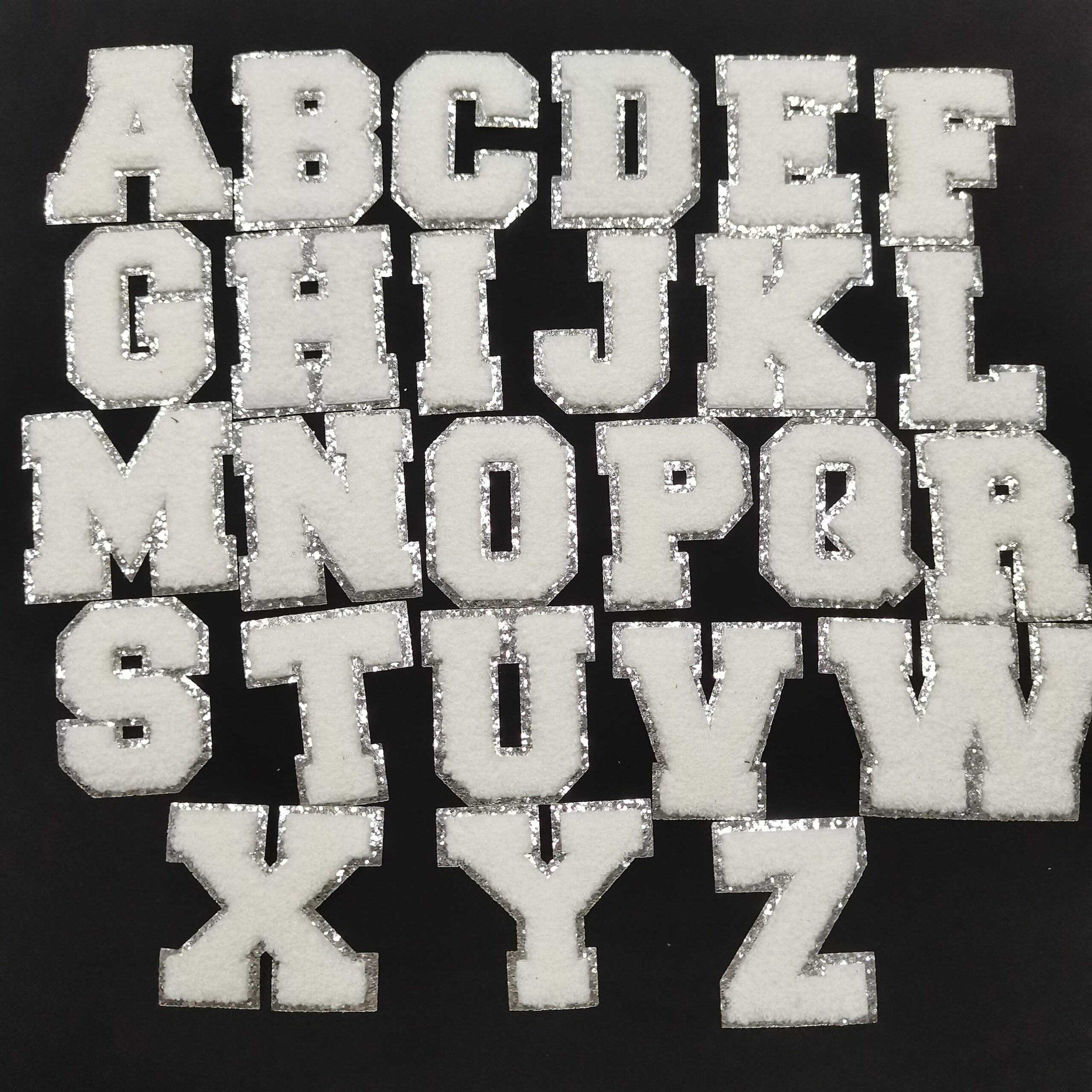 wholesale White Glitter Letter Chenille Initial Patch Sticker Gold Glitter Back A-Z Alphabet Patch For Kid Clothing Bags 3 wholesale White Glitter Letter Chenille Initial Patch Sticker Gold Glitter Back A-Z Alphabet Patch For Kid Clothing Bags